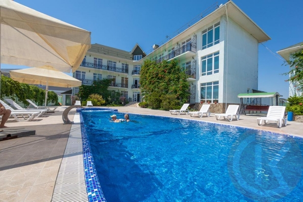 
  Продается дом 1400 м². Фото 2.