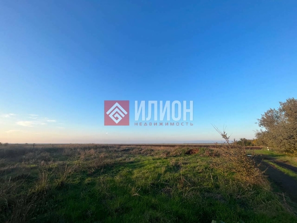 
  Продается земельный участок 560 соток. Фото 1.