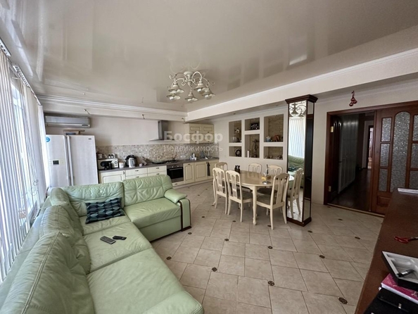 
  Продается 3-комн. квартира 146.9 м². Фото 2.