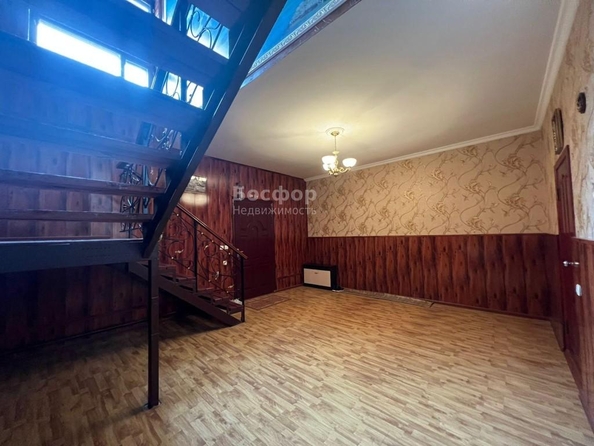
  Продается дом 750 м². Фото 2.