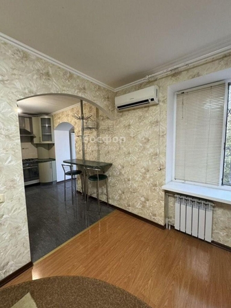 
  Продается 4-комн. квартира 98 м². Фото 1.