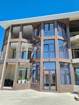 
  Продается дом 300 м². Фото 1.