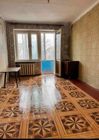 
  Продается 3-комн. квартира 50 м². Фото 1.