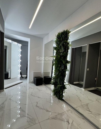 
  Продается торговая площадь 52 м². Фото 1.