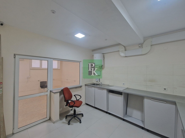 
  Сдается универсальное помещение 81.3 м². Фото 16.
