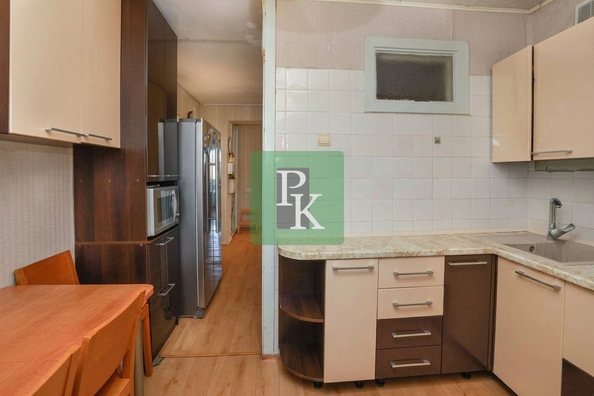 
  Продается 4-комн. квартира 64 м². Фото 16.