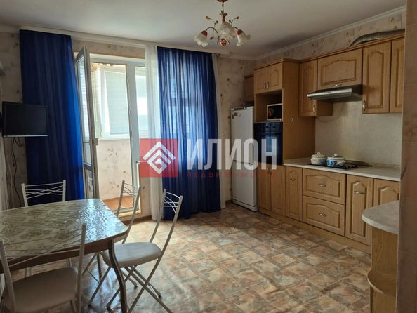 
  Продается 2-комн. квартира 57 м². Фото 1.
