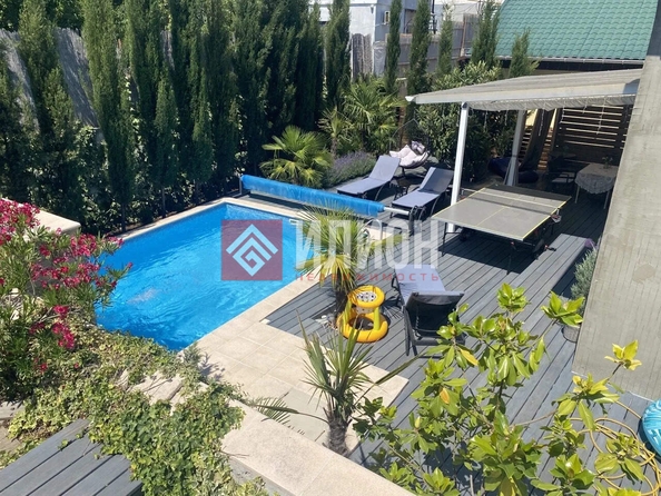 
  Продается коттедж 200 м². Фото 1.