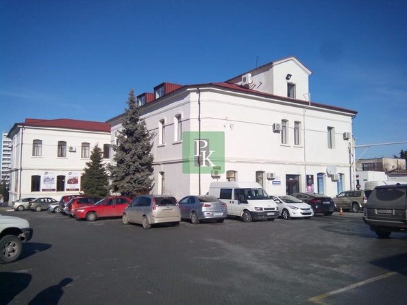
  Сдается офис 21.3 м². Фото 2.