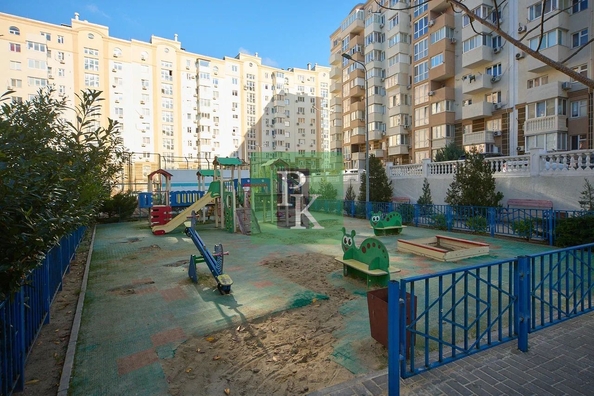 
  Продается 2-комн. квартира 70 м². Фото 47.
