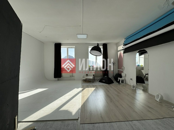
  Продается 3-комн. квартира 131.2 м². Фото 4.