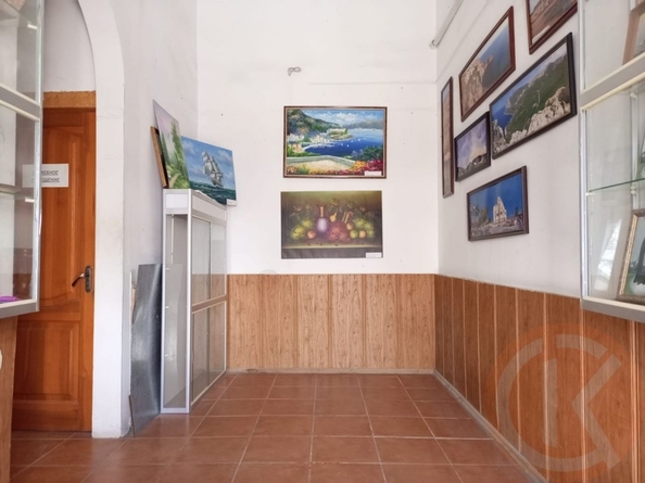 
  Продается 2-комн. квартира 56 м². Фото 4.