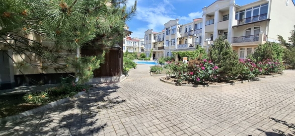 
  Продается 4-комн. квартира 223.6 м². Фото 2.