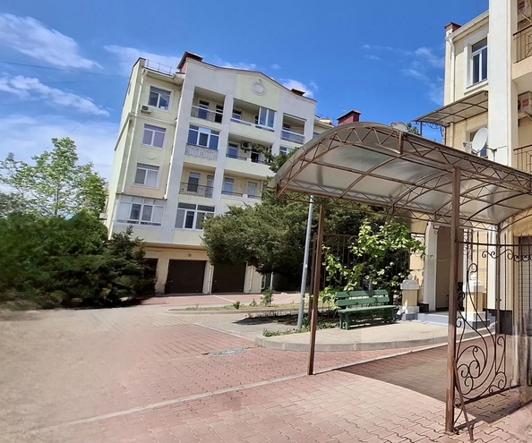
  Продается 4-комн. квартира 223.6 м². Фото 6.