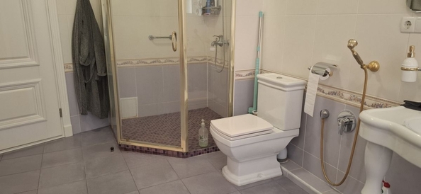 
  Продается 4-комн. квартира 223.6 м². Фото 23.