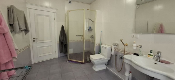 
  Продается 4-комн. квартира 223.6 м². Фото 25.