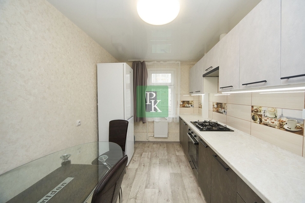 
  Продается 2-комн. квартира 60.2 м². Фото 1.