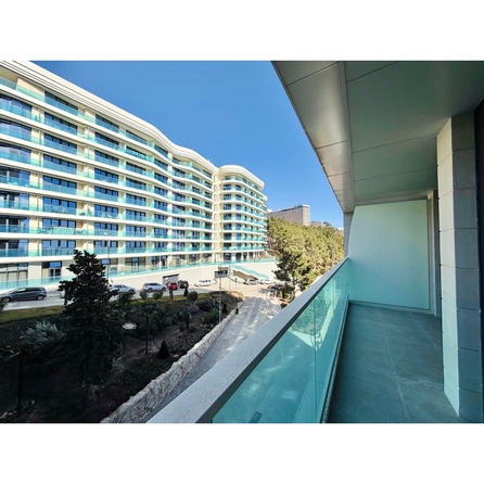 
  Продается апартамент 58.1 м², в АК Скай Плаза, 4.0. Фото 1.