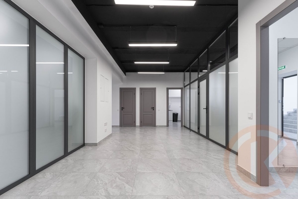 
  Продается универсальное помещение 260.8 м². Фото 1.