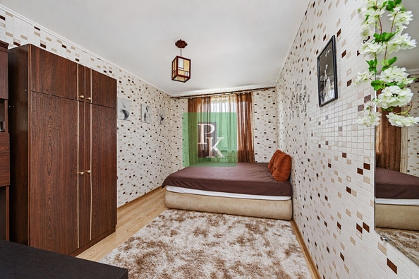 
  Продается 4-комн. квартира 136.8 м². Фото 9.