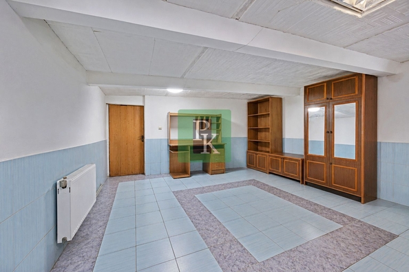 
  Продается 4-комн. квартира 136.8 м². Фото 27.