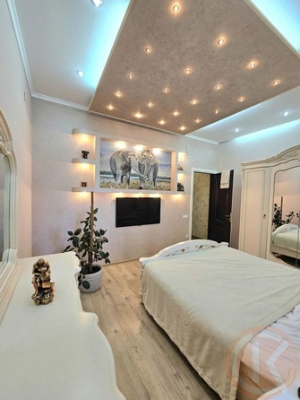 
  Продается 3-комн. квартира 223 м². Фото 1.