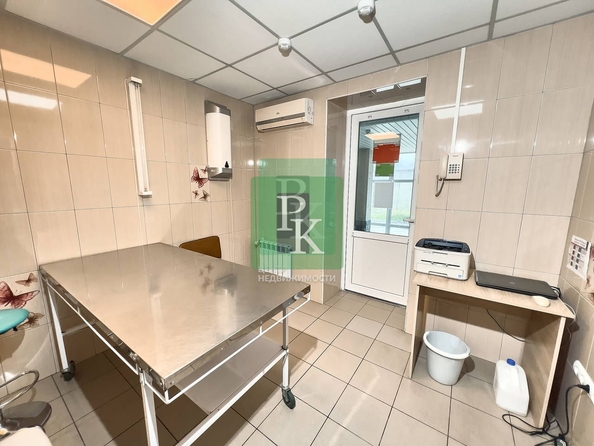 
  Продается универсальное помещение 241.6 м². Фото 18.