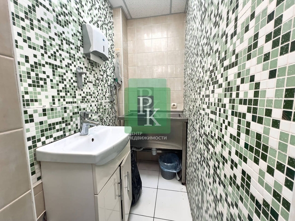 
  Продается универсальное помещение 241.6 м². Фото 21.
