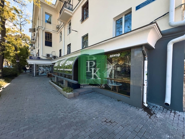 
  Сдается универсальное помещение 250 м². Фото 1.