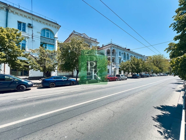 
  Продается универсальное помещение 197.7 м². Фото 2.