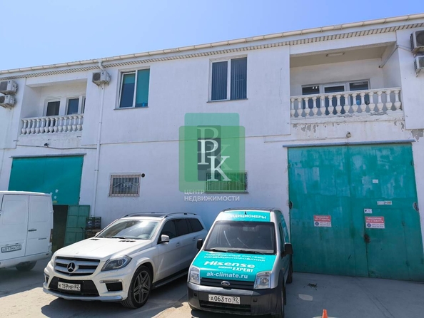 
  Продается офис 437 м². Фото 2.