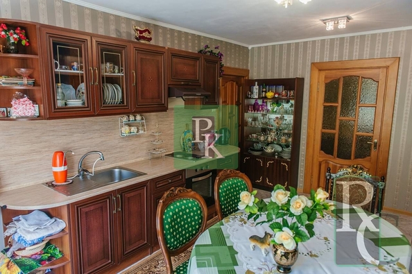 
  Продается 4-комн. квартира 120 м². Фото 2.