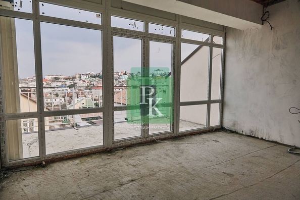 
  Продается 4-комн. квартира 105 м². Фото 1.