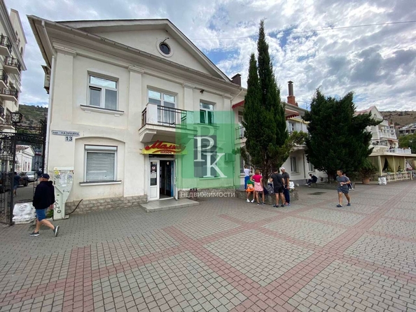 
  Продается 4-комн. квартира 206.1 м². Фото 5.