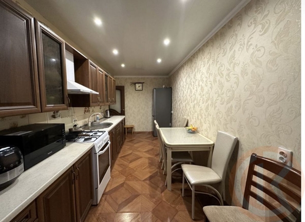 
  Продается 2-комн. квартира 73 м². Фото 1.