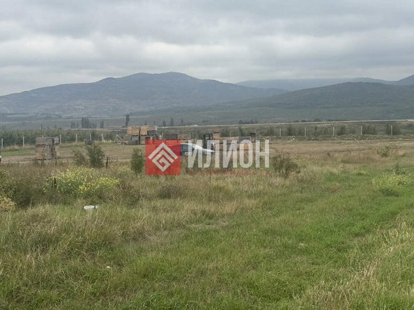 
  Продается земельный участок 500 соток. Фото 1.