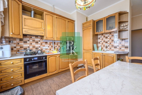 
  Продается 2-комн. квартира 70.9 м². Фото 2.