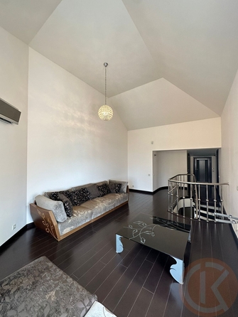 
  Продается 4-комн. квартира 178.9 м². Фото 5.