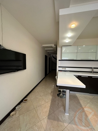
  Продается 4-комн. квартира 178.9 м². Фото 8.