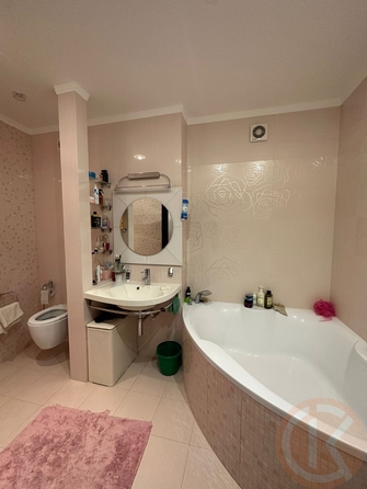 
  Продается 4-комн. квартира 178.9 м². Фото 13.
