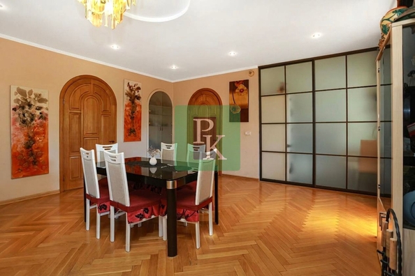 
  Продается 4-комн. квартира 96.7 м². Фото 1.