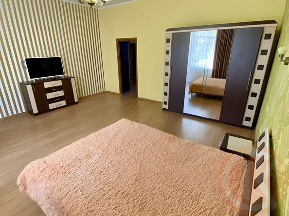 
  Продается 2-комн. квартира 113 м². Фото 1.