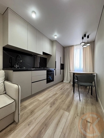 
  Продается 2-комн. квартира 62 м². Фото 1.