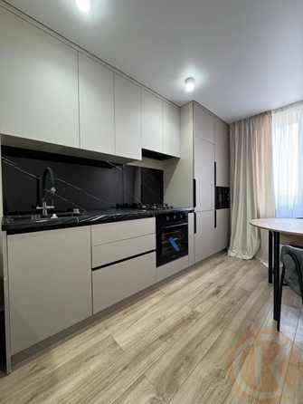 
  Продается 2-комн. квартира 62 м². Фото 2.