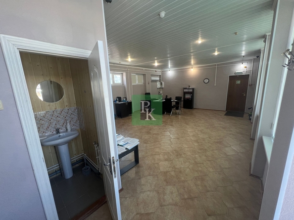 
  Продается универсальное помещение 52.2 м². Фото 5.