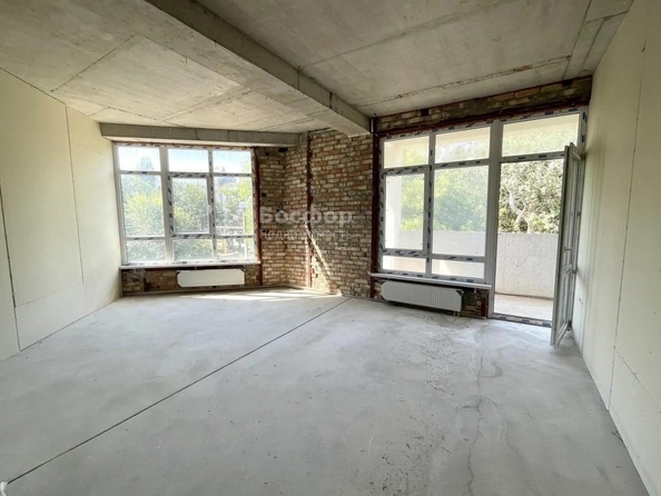 
  Продается 2-комн. квартира 121.4 м². Фото 1.
