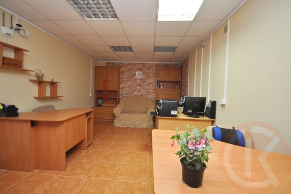 
  Продается офис 20 м². Фото 1.