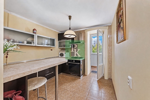 
  Продается 4-комн. квартира 79.7 м². Фото 2.