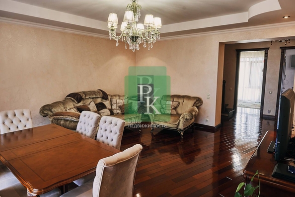 
  Продается 4-комн. квартира 233 м². Фото 6.