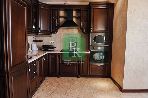 
  Продается 4-комн. квартира 233 м². Фото 7.